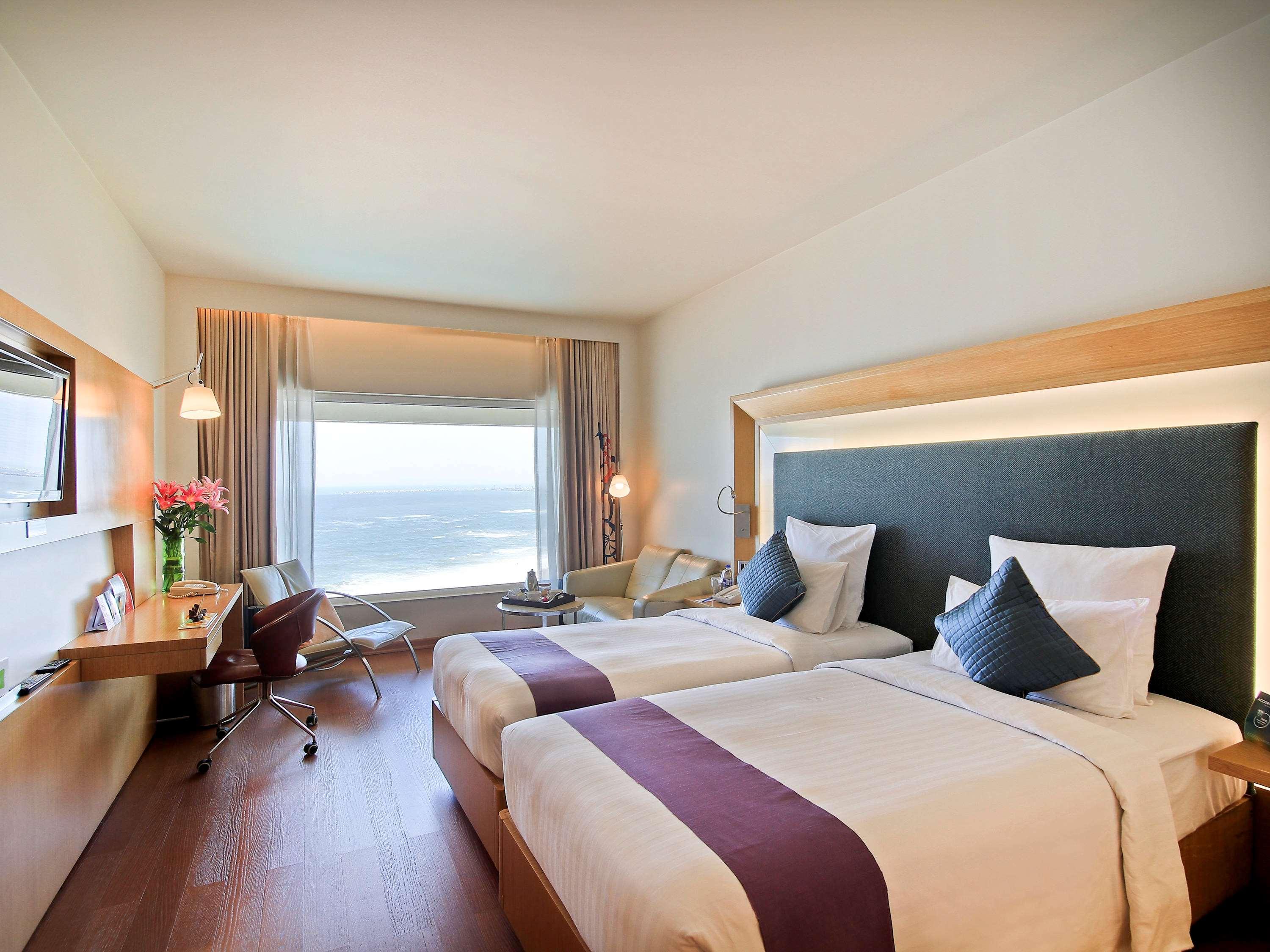 Novotel Visakhapatnam Varun Beach Exterior foto